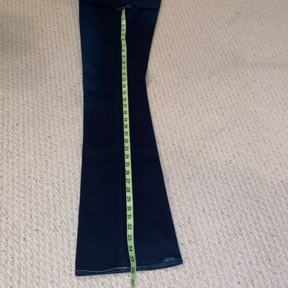 Rock & Republic Los Angeles Slim Flared Dark Blue Jeans - Picture 2 of 16